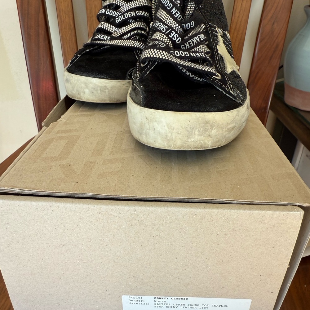 LAST CALLGoldenGoose Black&White Women's Sneakers 36 EUC/$265 GG Swarovski laces